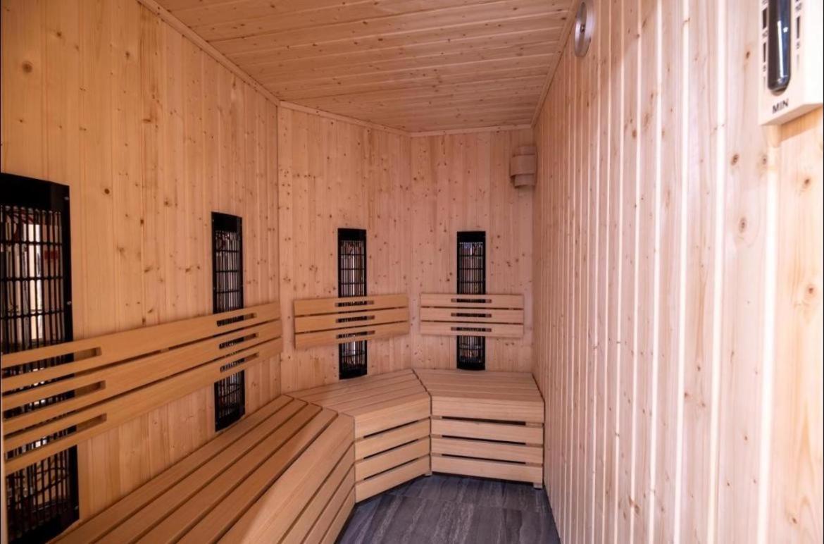 Kolobrzeg Uzdrowisko Appartement Buitenkant foto